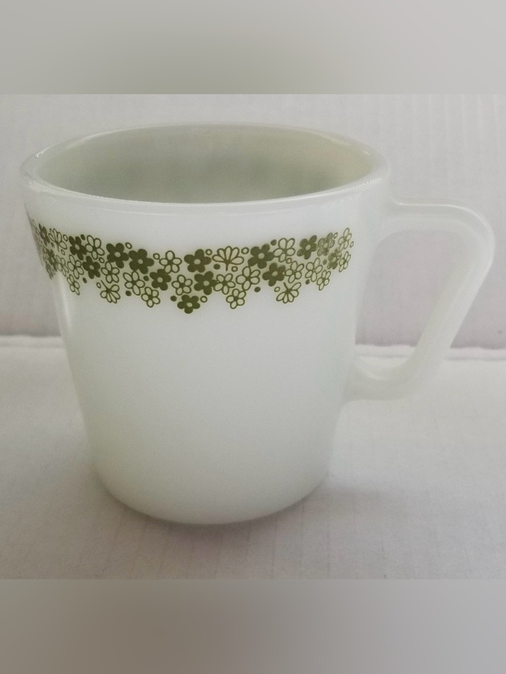 Set of 4 Vintage Pyrex 1410 Spring Blossom D Handle Coffee Mug Cup Crazy Daisy